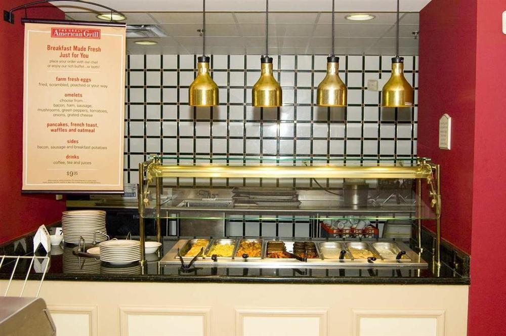 Hilton Garden Inn Таскалуса Ресторан фото